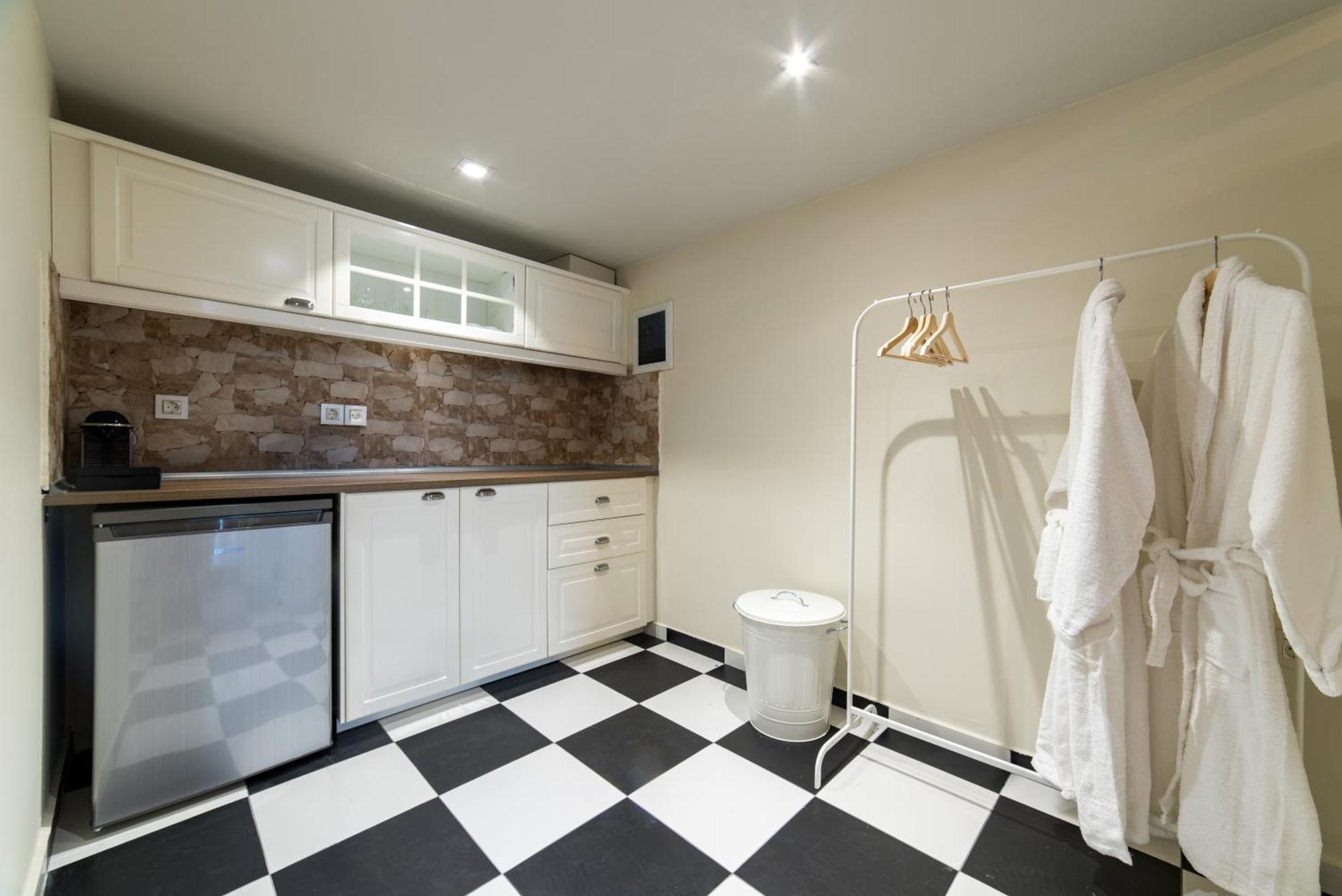 Oinoelia Luxury Suites & Residence Potos Luaran gambar